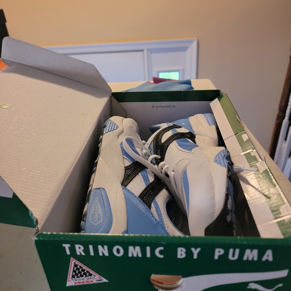 Mens PUMA Sneakers
